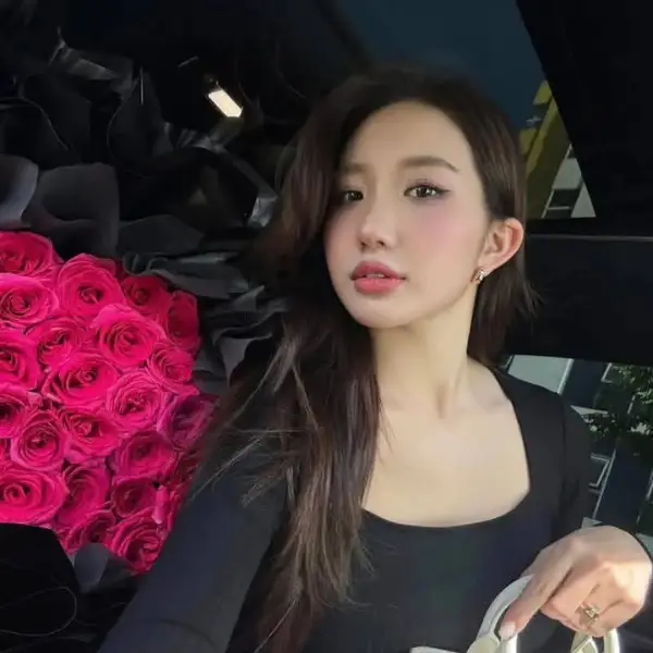 Trang chủ 14 Huyền Trang